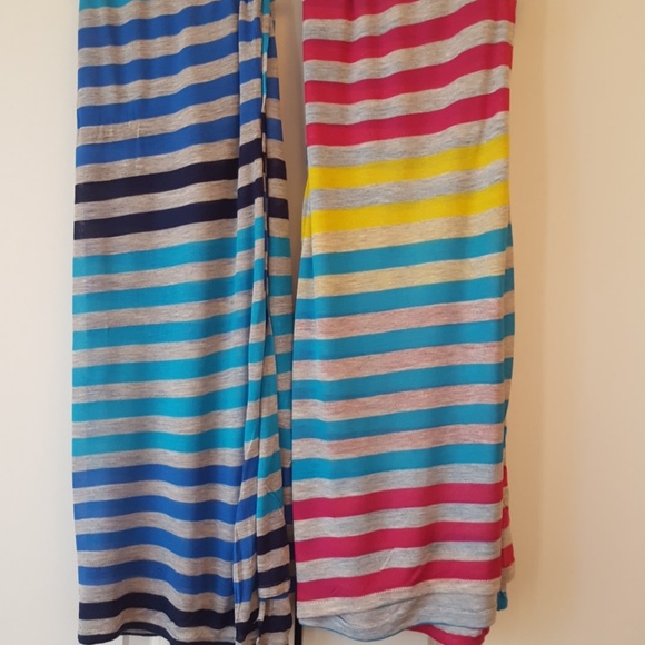 ❤2 Scarves❤ - Picture 2 of 2